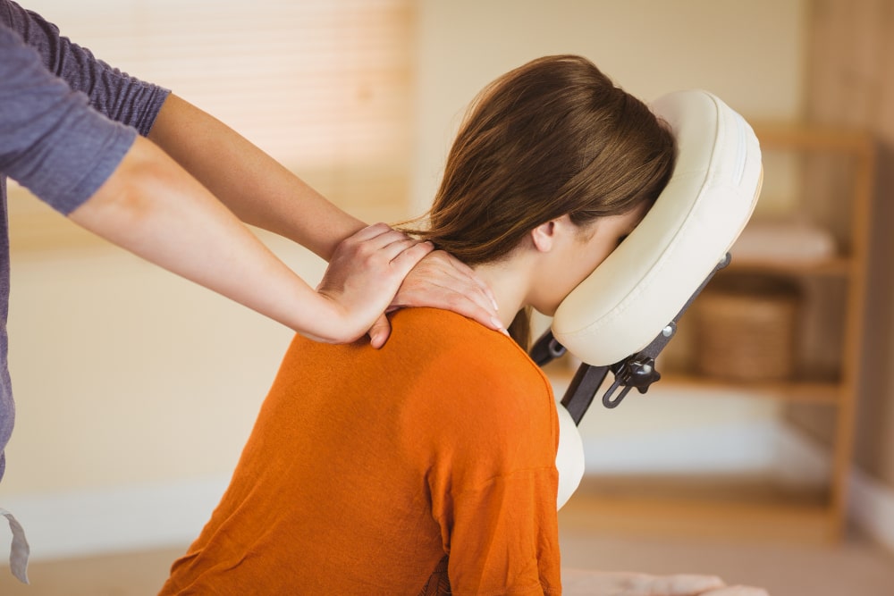 Masssagem Quick Massage realizada na cadeira